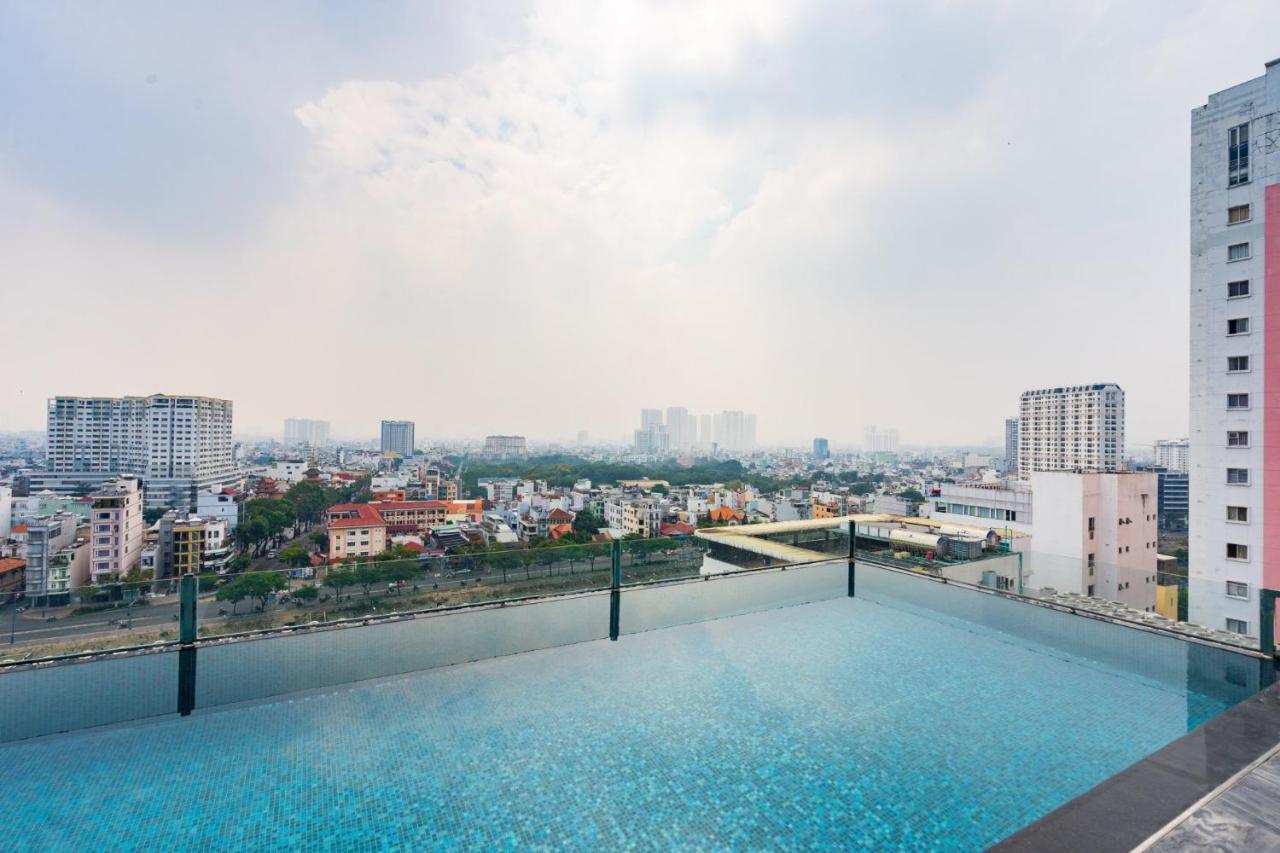 Cozrum Lux - The Arrivals Hotel Ho-Chi-Minh-Stadt Exterior foto